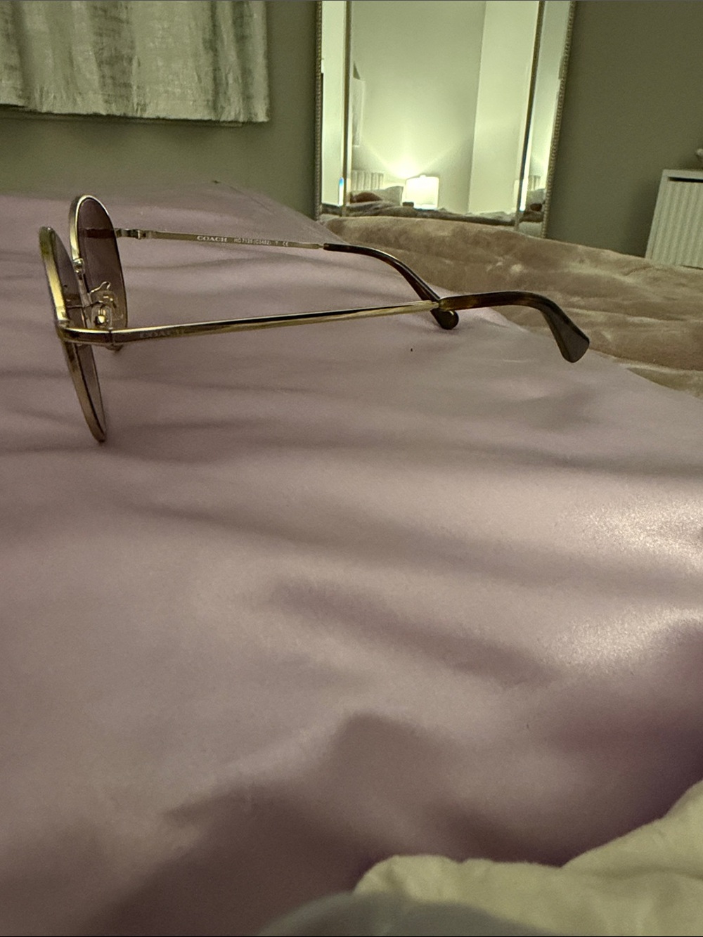 COACH Lia Round Sunglasses, Grey Violet Gradient. 100% UV Protection - Picture 3 of 4